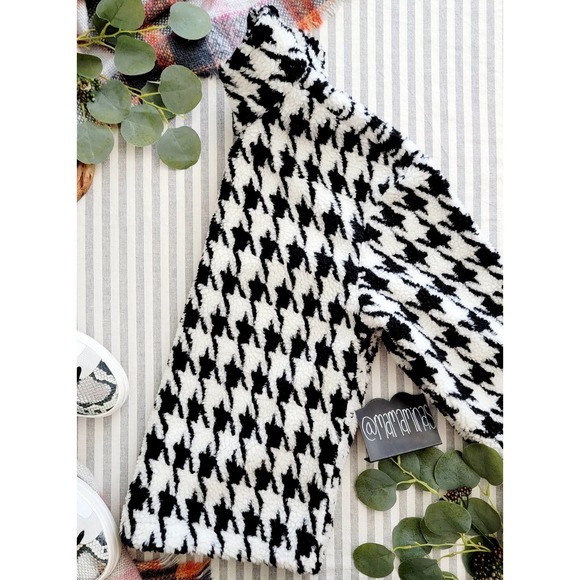 Vigoss Jackets & Blazers - Vigoss Sherpa Jacket